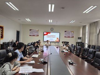 电子邮箱：18237892@qq.com